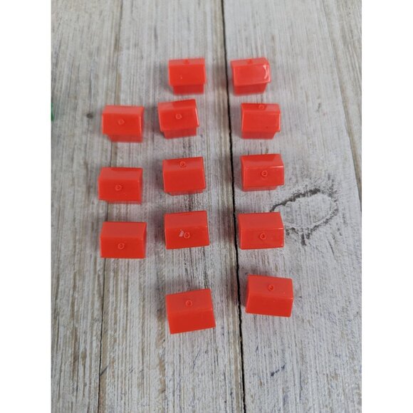 Vintage 2016 Monopoly Edition Game Replacement Motels Houses Buildings - Picture 2 of 3